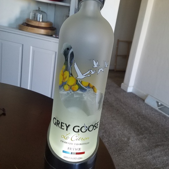 Man Cave - Picture 4 of 5